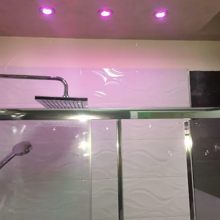 Golden Paradise Seaview 아파트